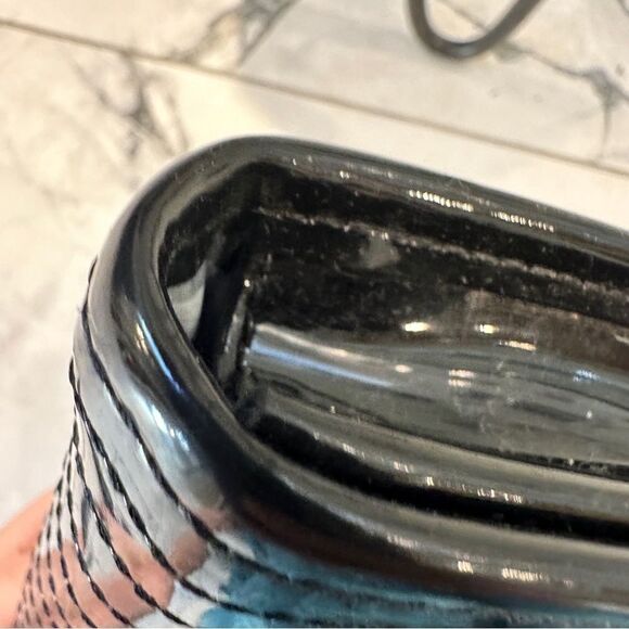 Ted Baker |  Black Clutch with Ribbed Texture - Picture 4 of 9